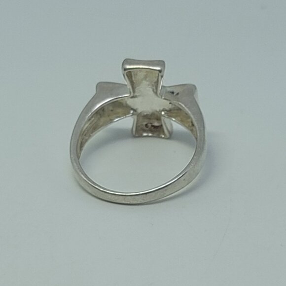 Sterling Cross Ring - Picture 3 of 5